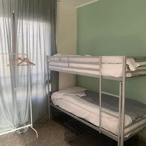 https://milan-hotel.italymilanhotels.net